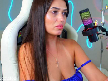 Alinka-chocolatee bongacams stream image