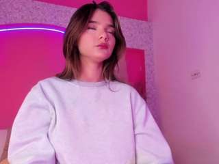 emyliesander camsoda stream image