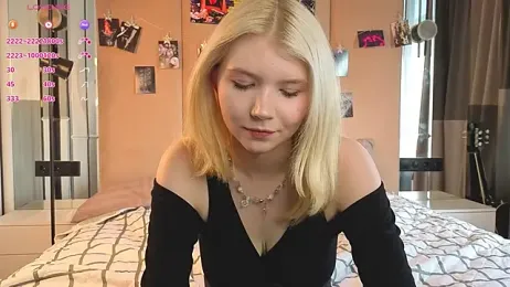 DaisyElmers stripchat stream image