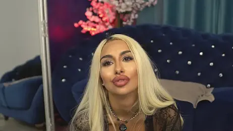 GoldenAmber stripchat stream image