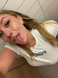 Sweet___Emily stripchat stream image