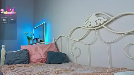 KateBleare stripchat stream image