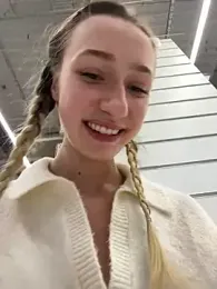 Lia__Love stripchat stream image