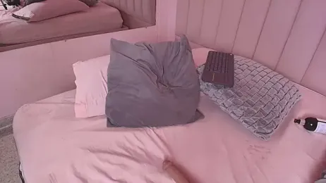 KellyOlsenbe stripchat stream image