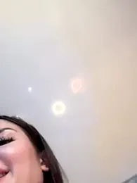 Alina_Vibe_Me stripchat stream image