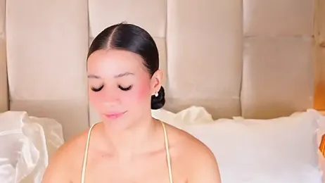 KiraKayleigh1 stripchat stream image