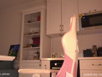 golden_alinee chaturbate stream image