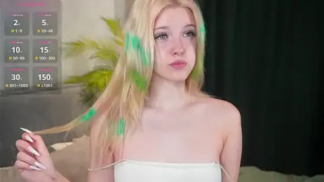 EdlaHewell stripchat stream image