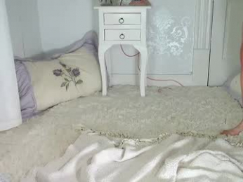 littlegreekflower chaturbate stream image