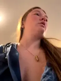 PussiesnCream_ stripchat stream image