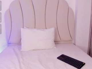 kaity-layne camsoda stream image