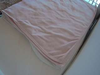 voyeurcam-julmodels-whitebed-1 camsoda stream image