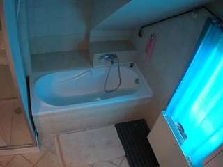 voyeurcam-julmodels-bath-2nd-1 camsoda stream image