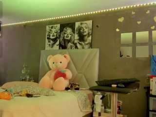 sexyzoee camsoda stream image