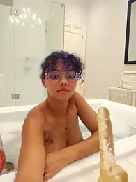 Cherry_kat stripchat stream image