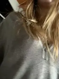 Lolykush stripchat stream image