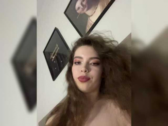 YourLadyyy bongacams stream image