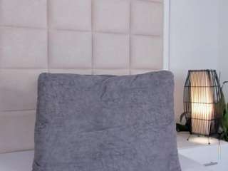 zhuyhong camsoda stream image