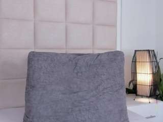 zhuyhong camsoda stream image