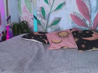 elissecinnamon camsoda stream image