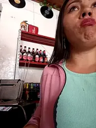 LIZ-06_ stripchat stream image