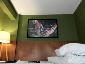 one_more_cum chaturbate stream image