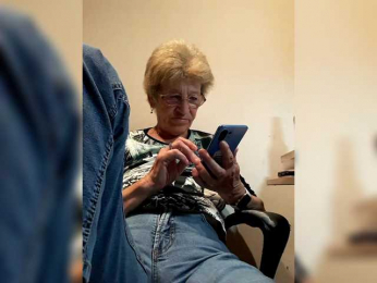 Reife-dame bongacams stream image