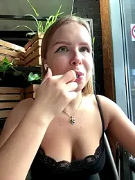 Liza_risky stripchat stream image