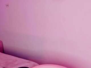 emyliesander camsoda stream image