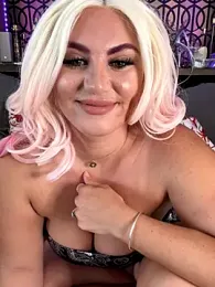 lovely_beast stripchat stream image