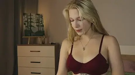 AliceLebel stripchat stream image