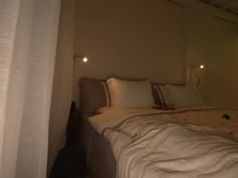 hannahjames710 chaturbate stream image