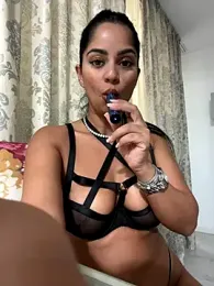 _adelle stripchat stream image