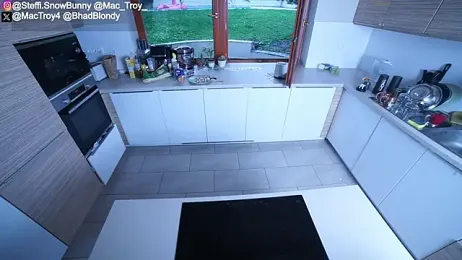 MacTroy stripchat stream image