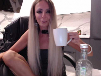 blondalina bongacams stream image