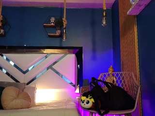 lady-brownn camsoda stream image