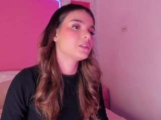 emyliesander camsoda stream image