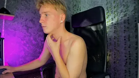 AlexxSweet stripchat stream image