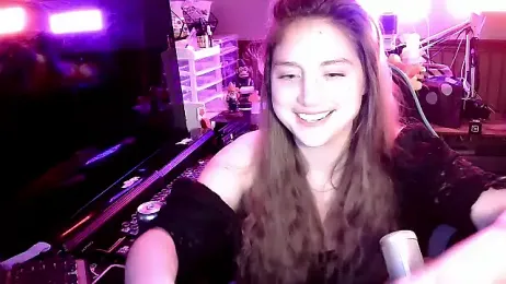 mirannacult stripchat stream image