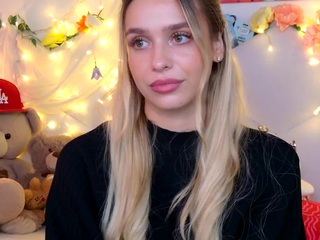 Maci Reynolds flirt4free stream image