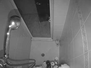 voyeurcam-baileybase-shower camsoda stream image