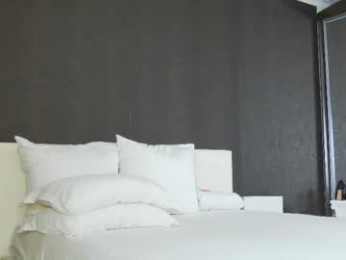 hefner_girl chaturbate stream image