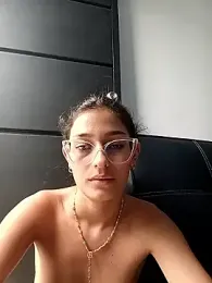 Ary-18 stripchat stream image