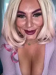 lovely_beast stripchat stream image