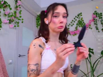 breeding_material chaturbate stream image