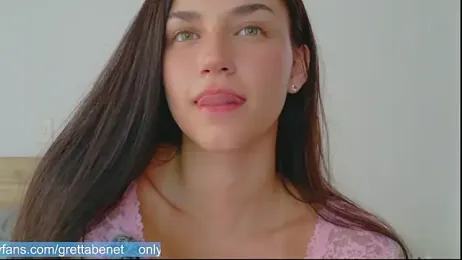 GrettaBenett stripchat stream image