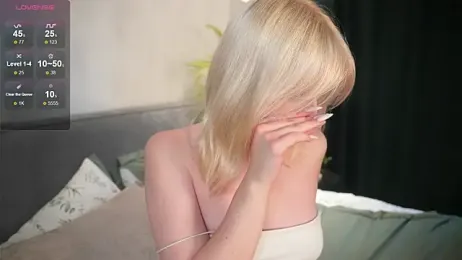 EdlaHewell stripchat stream image