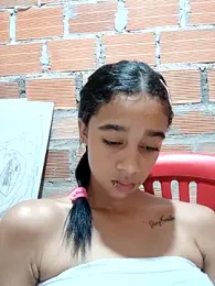 Zoe_Sweett18 stripchat stream image