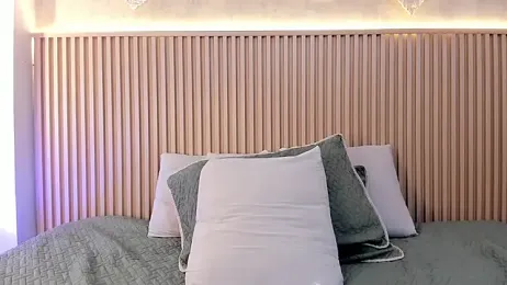 daiana_curly stripchat stream image