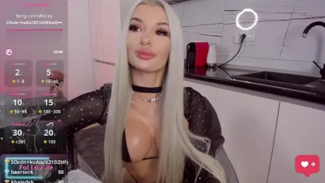 CelyneMay stripchat stream image